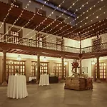 Hotel Eurostars De La Reconquista 5*