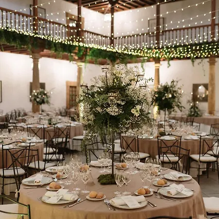 Отель Eurostars De La Reconquista 5*