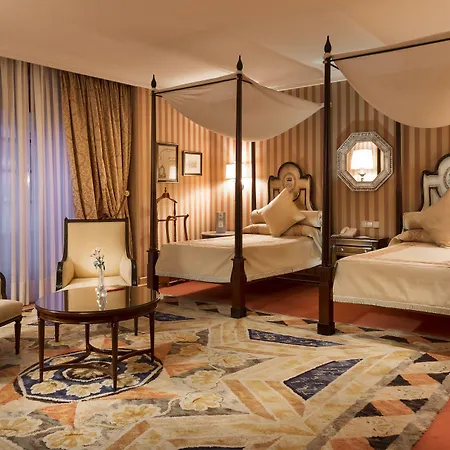 Eurostars De La Reconquista Hotel 5*
