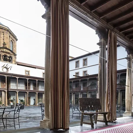 Отель Eurostars De La Reconquista 5*