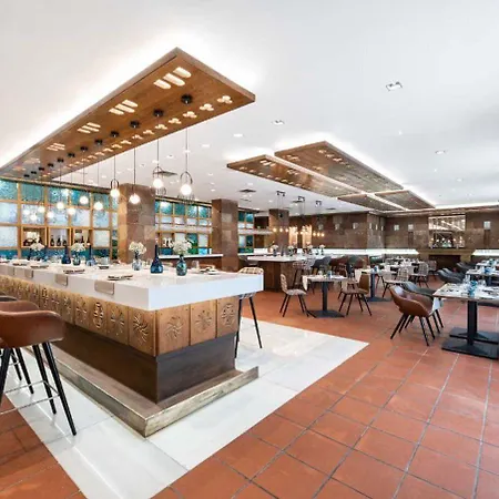 Отель Eurostars De La Reconquista Овьедо