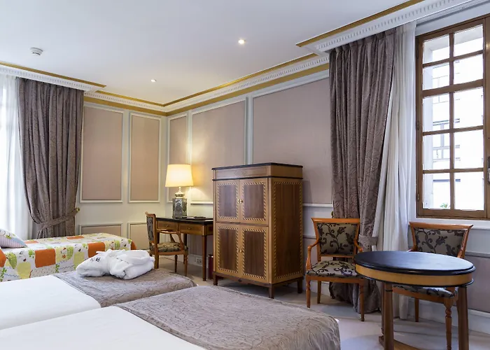 Hotel Eurostars De La Reconquista 5*