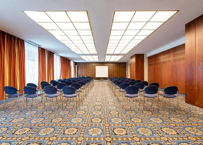 Hotel Eurostars De La Reconquista 5*